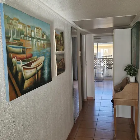 Azzurra Luxe, Front Mer, 4th Floor Of 5, Wifi, Tvsat, Climate Апартаменти Мантон