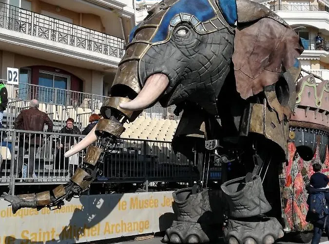 Azzurra Luxe, Front Mer, 4th Floor Of 5, Wifi, Tvsat, Climate