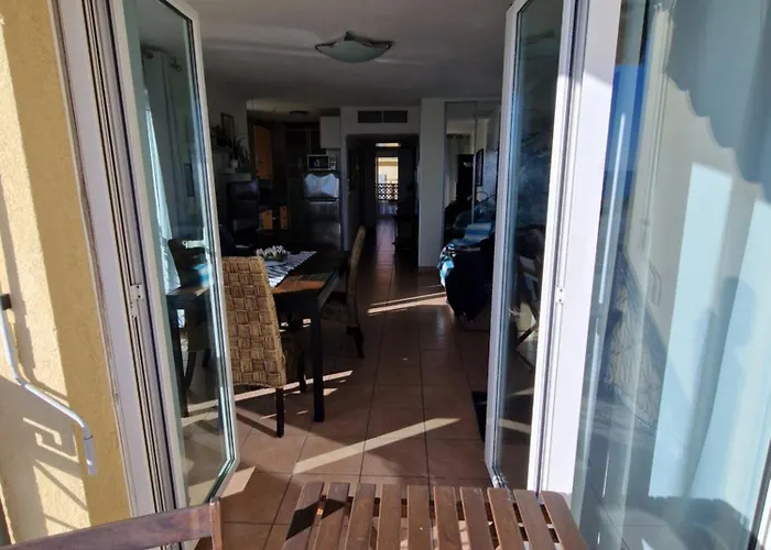 Azzurra Luxe, Front Mer, 4th Floor Of 5, Wifi, Tvsat, Climate Menton