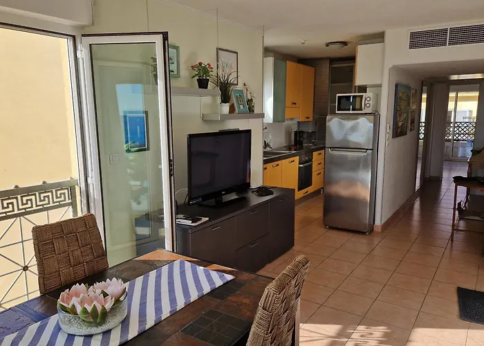 Azzurra Luxe, Front Mer, 4th Floor Of 5, Wifi, Tvsat, Climate Apartment